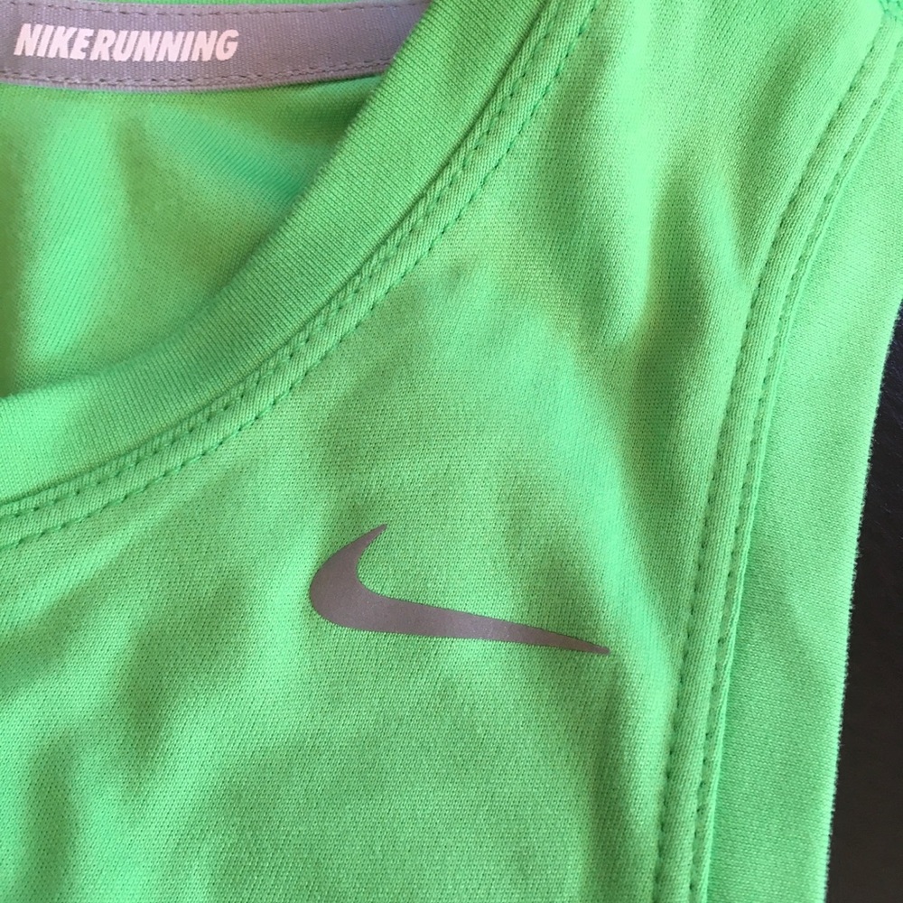 Nike Top - Picture 4 of 5